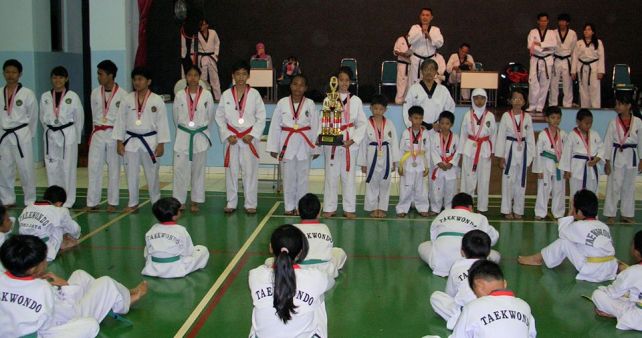 Juara Umum Kompetisi SACTI ke II " Unit Bintaro Jaya Taekwondo"